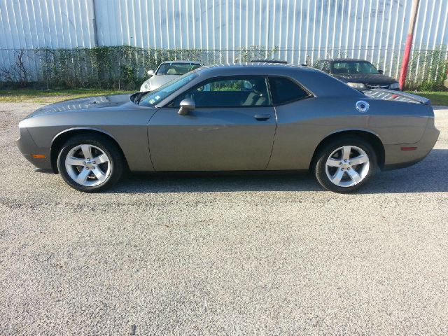 Dodge Challenger 2011 photo 1
