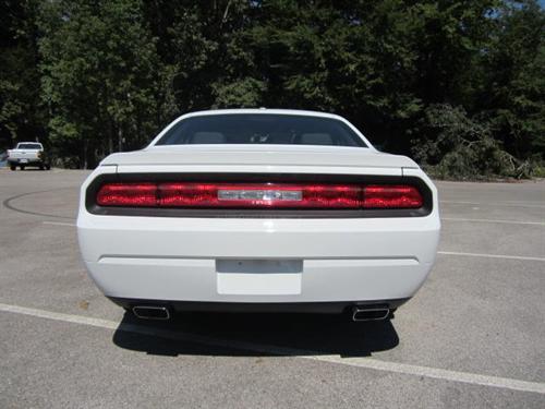 Dodge Challenger 2011 photo 5