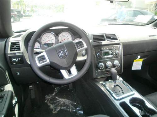 Dodge Challenger 2011 photo 1