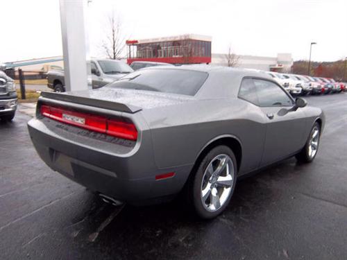 Dodge Challenger 2011 photo 3