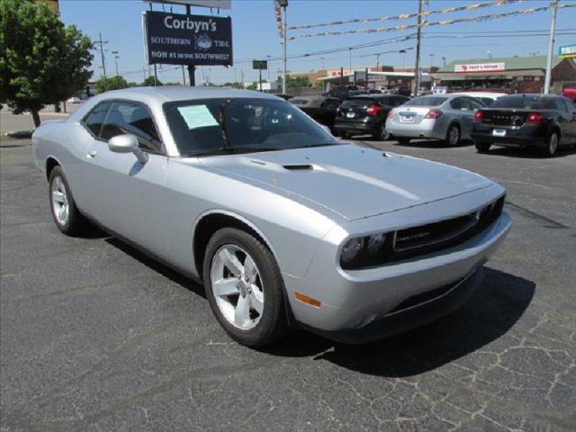 Dodge Challenger 2012 photo 2