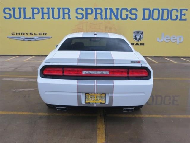 Dodge Challenger 2012 photo 4