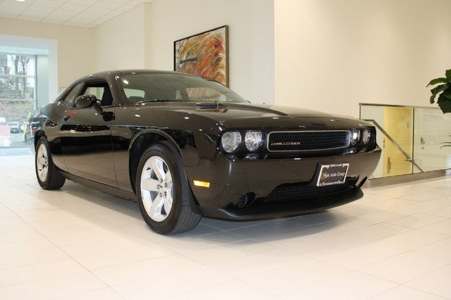 Dodge Challenger Base Unspecified