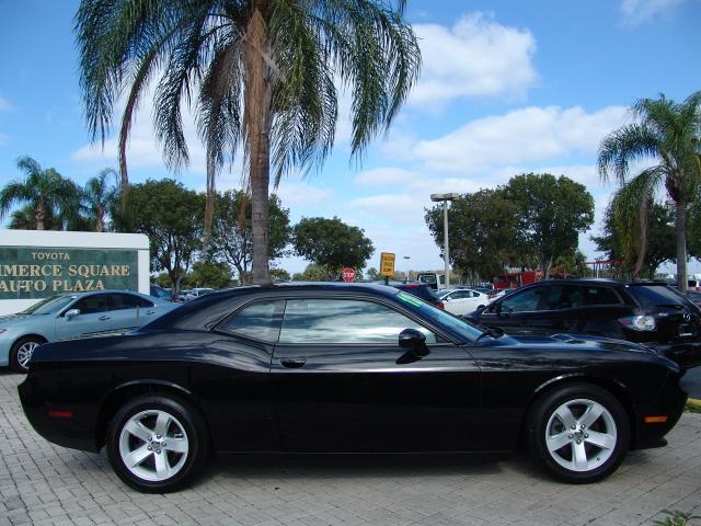 Dodge Challenger 2012 photo 2