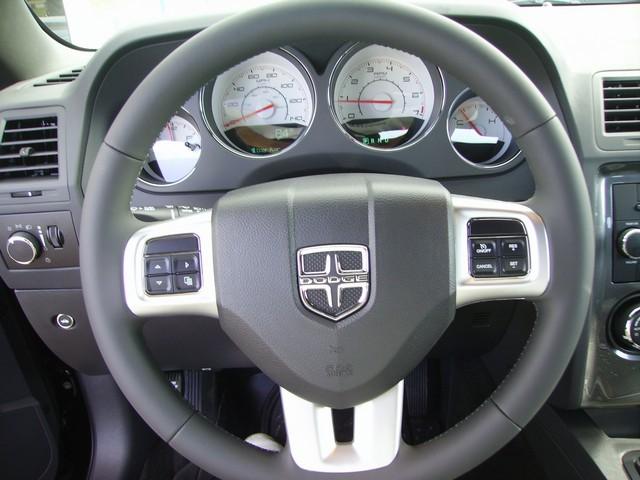 Dodge Challenger 2012 photo 3