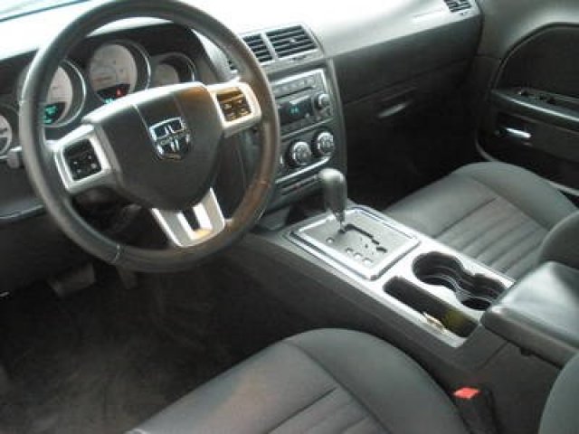 Dodge Challenger 2012 photo 5