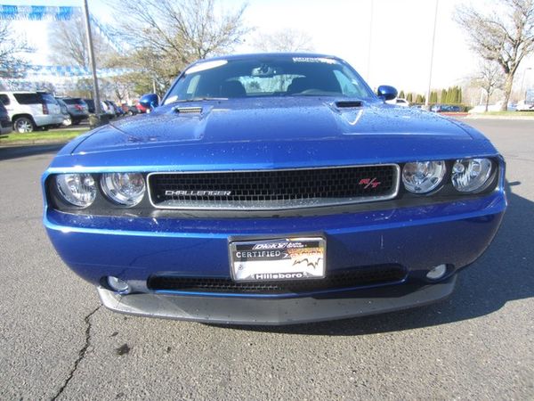Dodge Challenger 2012 photo 2