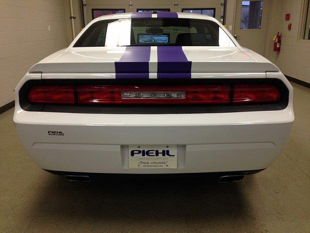 Dodge Challenger 2012 photo 3