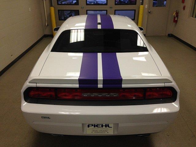 Dodge Challenger 2012 photo 4