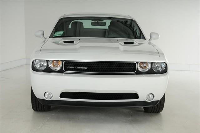 Dodge Challenger 2012 photo 1