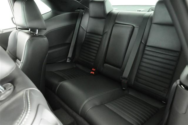 Dodge Challenger 2012 photo 5