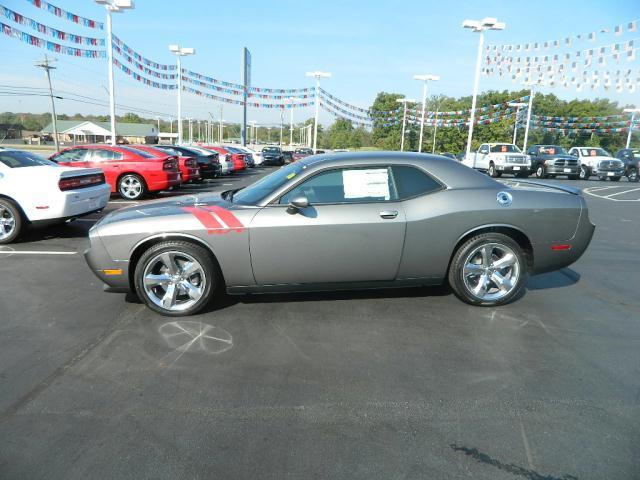 Dodge Challenger 2012 photo 2
