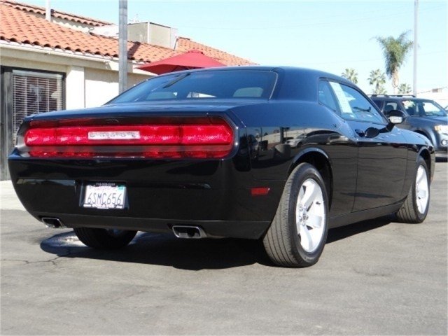 Dodge Challenger 2012 photo 3
