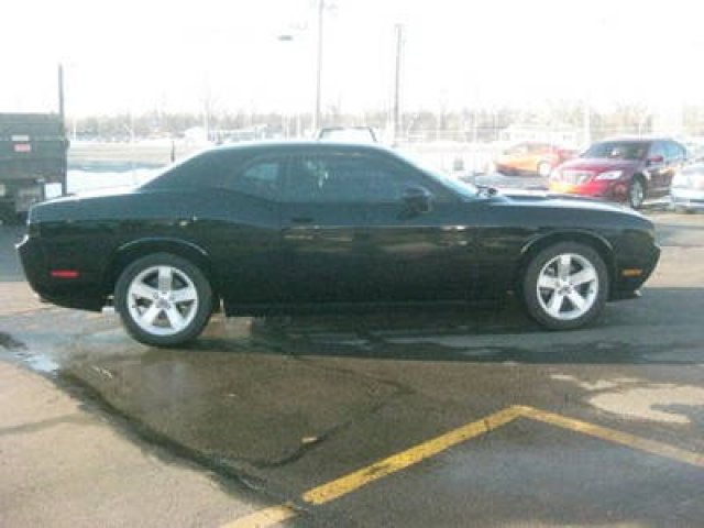 Dodge Challenger 2012 photo 3