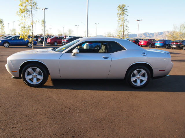 Dodge Challenger 2012 photo 5