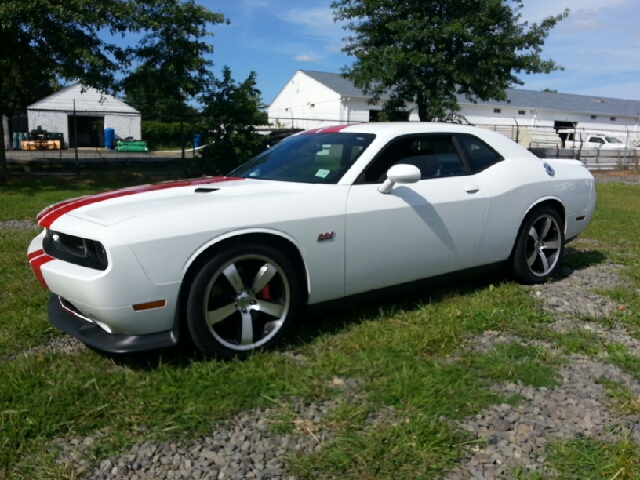 Dodge Challenger 2012 photo 3