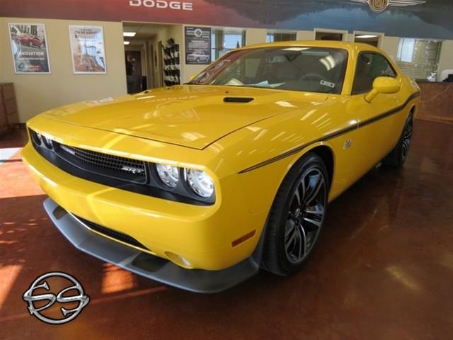 Dodge Challenger 2012 photo 2