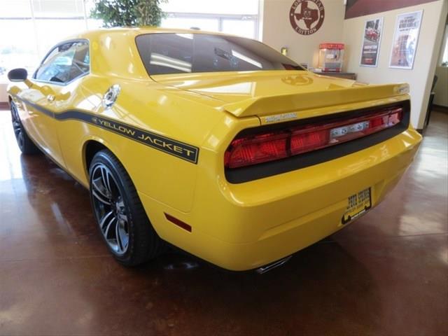 Dodge Challenger 2012 photo 4