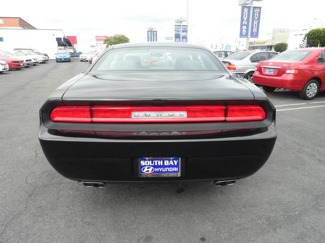 Dodge Challenger 2012 photo 4