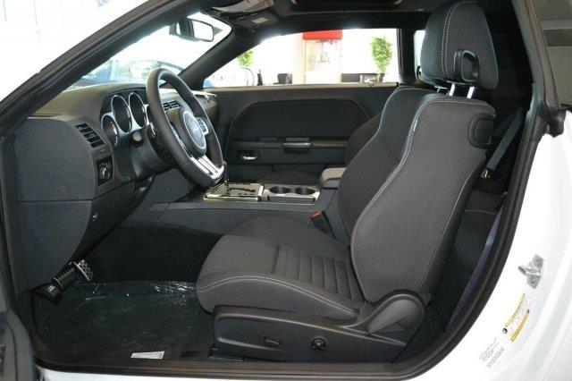 Dodge Challenger 2013 photo 2