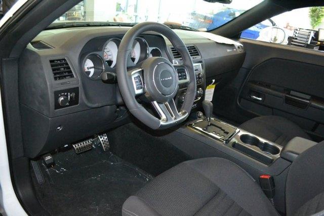 Dodge Challenger 2013 photo 6