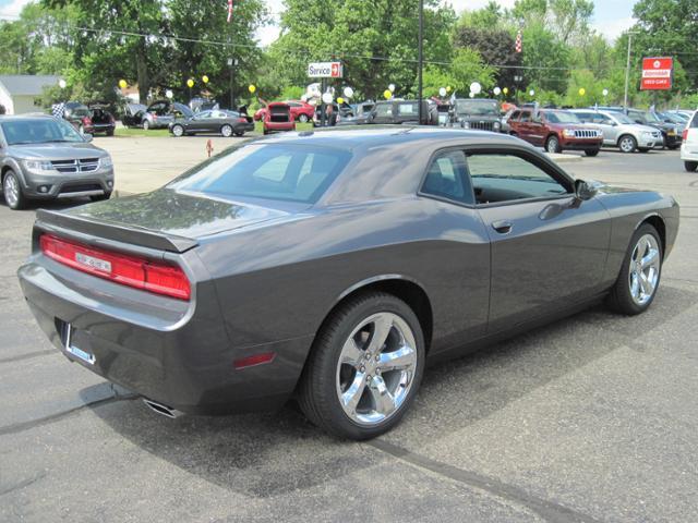 Dodge Challenger 2013 photo 3