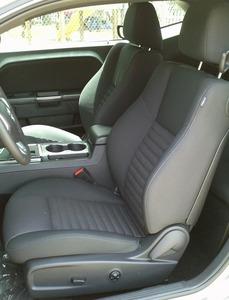 Dodge Challenger 2013 photo 1