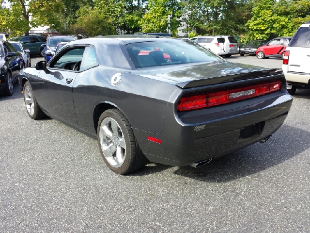 Dodge Challenger S Coupe