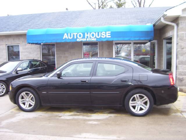 Dodge Charger SLT 25 Sedan