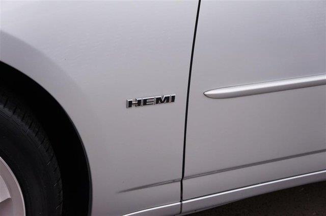 Dodge Charger XLS 4WD Sedan