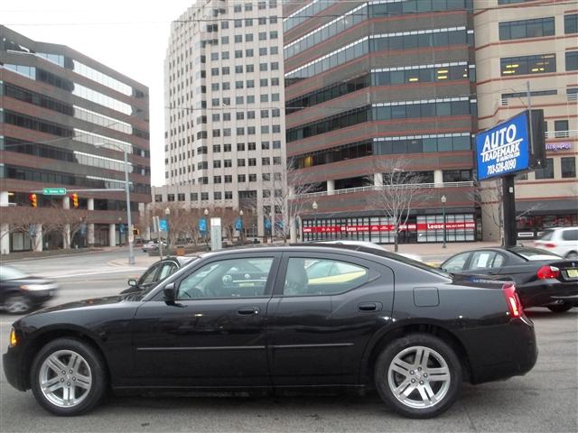Dodge Charger SLT 25 Sedan