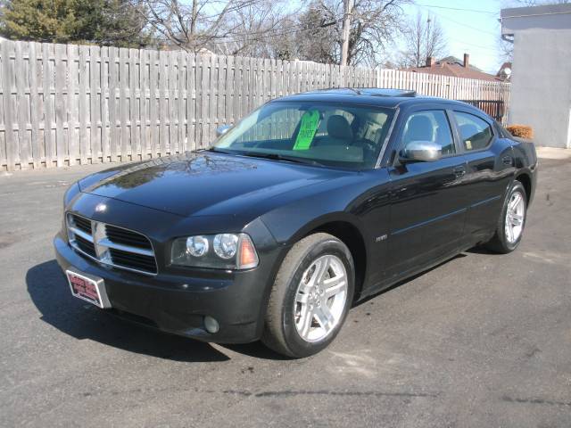 Dodge Charger SLT 25 Sedan