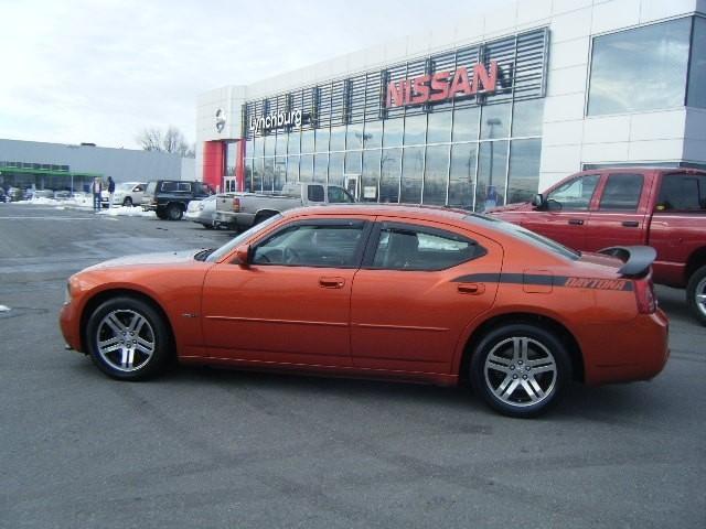 Dodge Charger SLT 25 Sedan