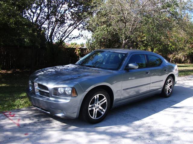 Dodge Charger SLT 25 Sedan