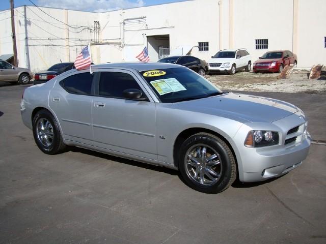 Dodge Charger 2006 photo 2