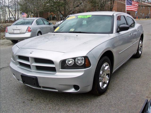 Dodge Charger SE Sedan