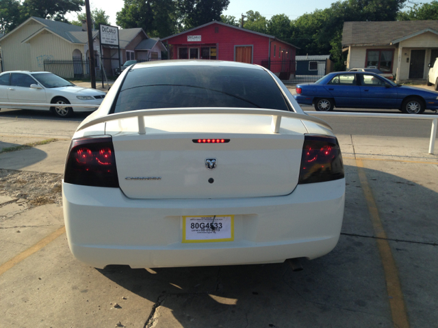 Dodge Charger SE Sedan