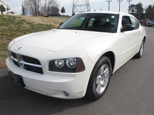 Dodge Charger 4dr Quad Cab 160.5 WB 4WD SLT Other