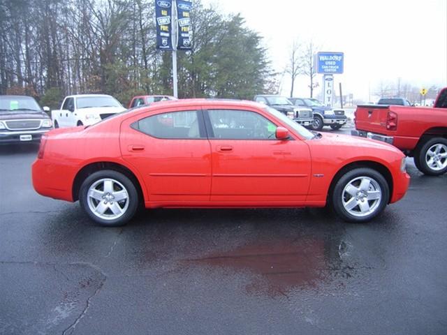 Dodge Charger 3.2 Sedan