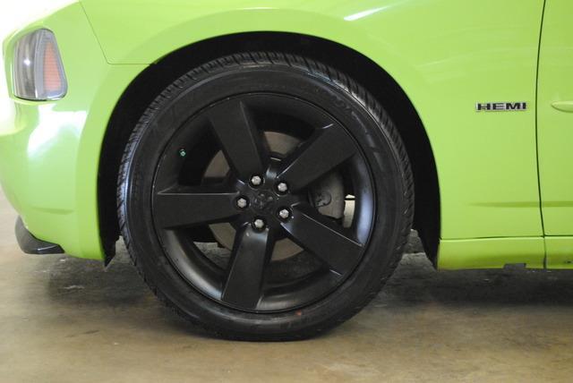 Dodge Charger 2007 photo 25