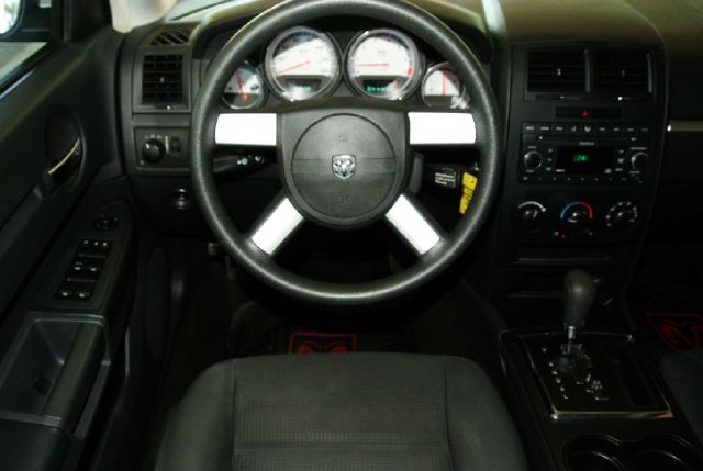 Dodge Charger 2008 photo 3