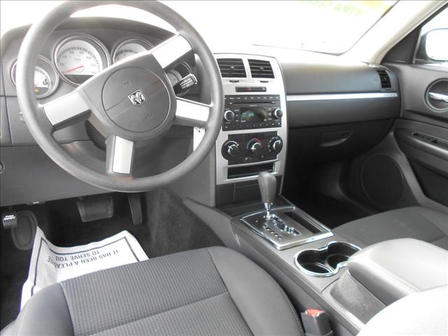 Dodge Charger 2008 photo 2