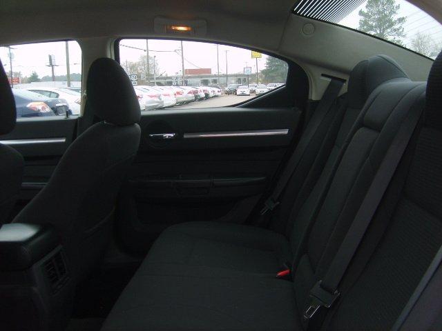 Dodge Charger 2010 photo 4