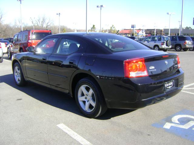 Dodge Charger 2010 photo 4