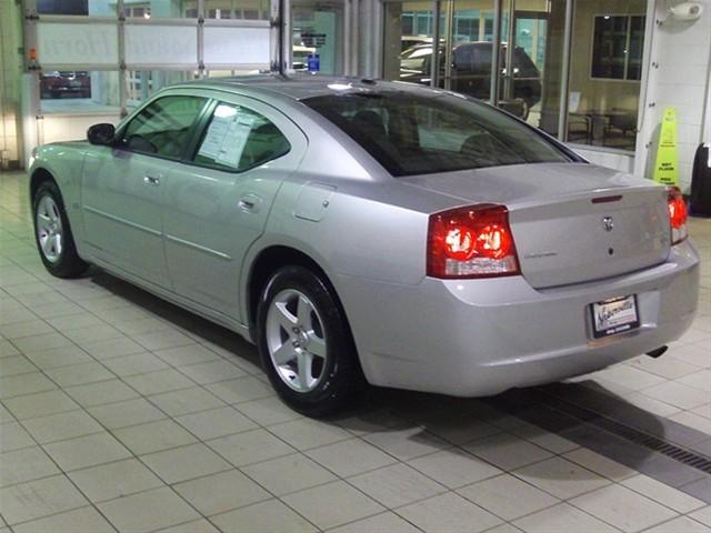 Dodge Charger 2010 photo 3