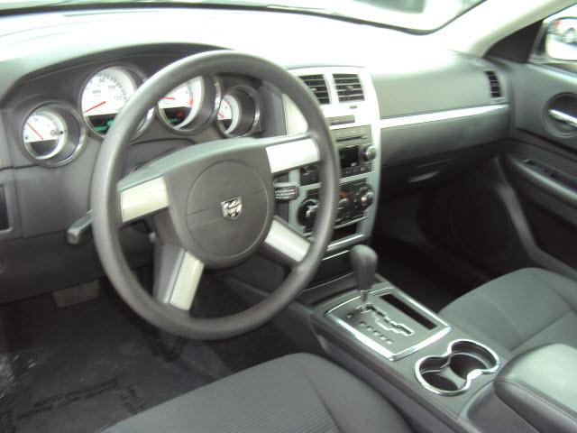 Dodge Charger 2010 photo 5