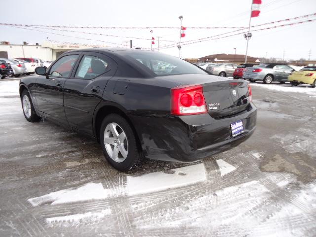 Dodge Charger 2010 photo 2