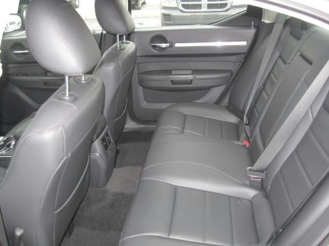 Dodge Charger 2010 photo 3