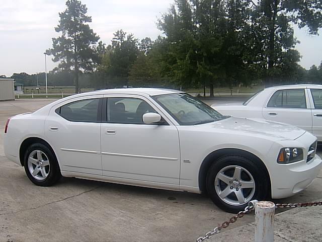 Dodge Charger 2010 photo 2