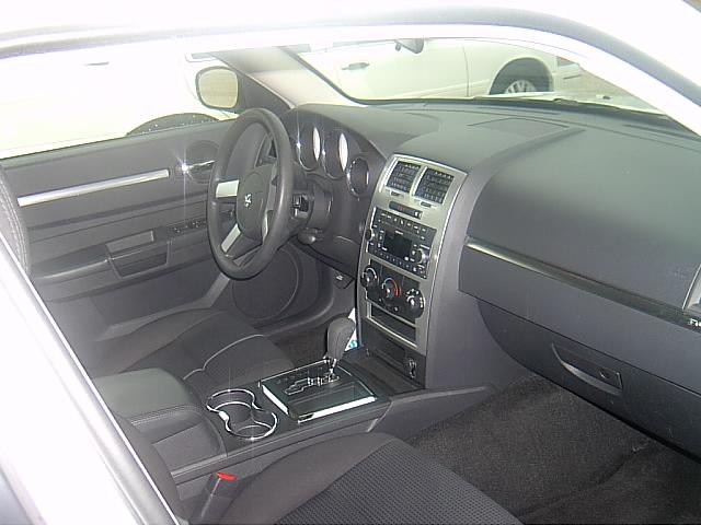 Dodge Charger 2010 photo 3